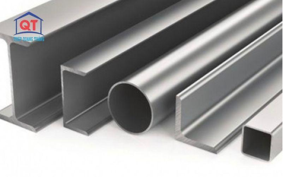 so-sanh-thep-v-u-i-trong-cong-trinh-xay-dung