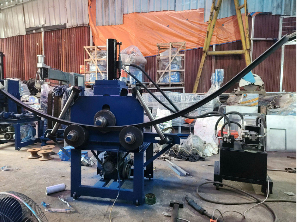 thep-v-nao-phu-hop-de-gia-cong-uon-cong