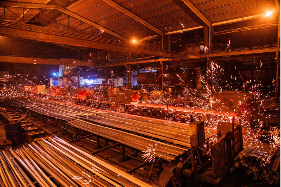 tim-hieu-thep-v-lo-giai-phap-lap-ghep-tien-loi